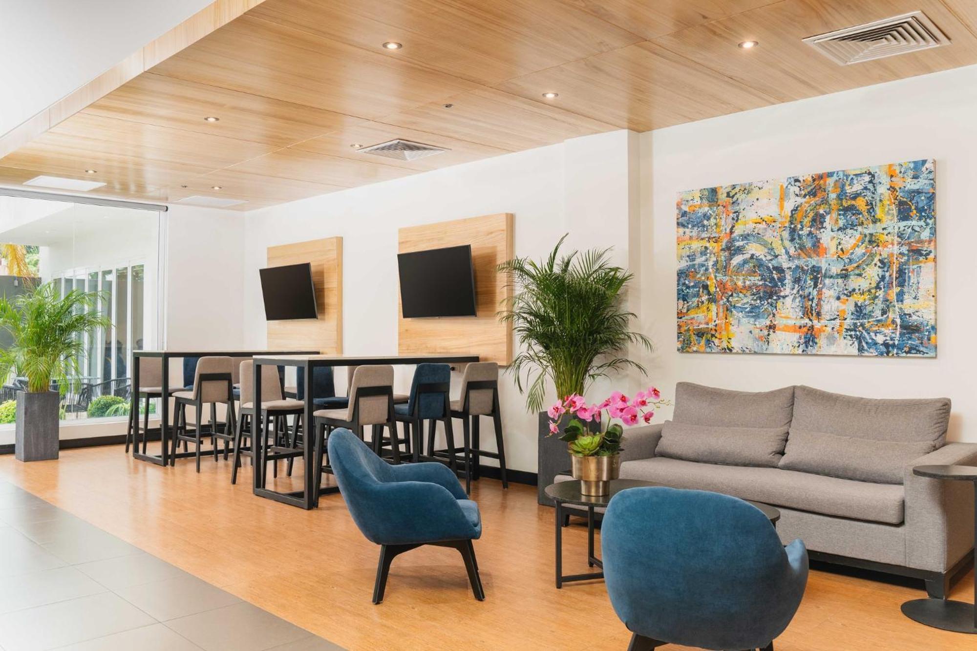 Holiday Inn Express Tegucigalpa By Ihg Bagian luar foto
