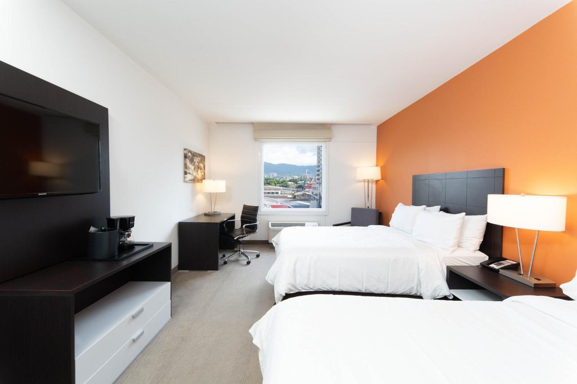 Holiday Inn Express Tegucigalpa By Ihg Bagian luar foto